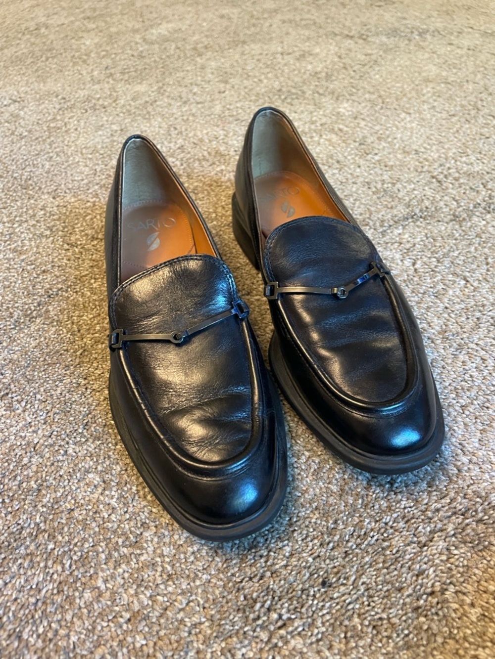 Sarto Eda Women's Black Leather Loafer with Metal Bit Detail Size 7.5 M - Picture 4 of 10